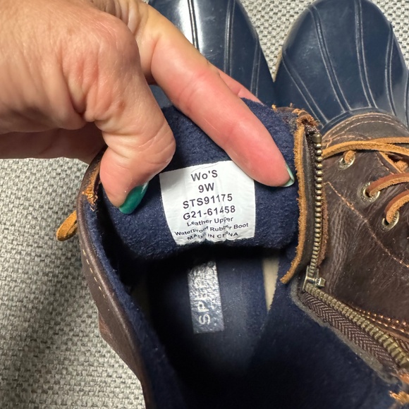 Women’s Sperry Saltwater Duck Boot NWOT - Picture 6 of 8